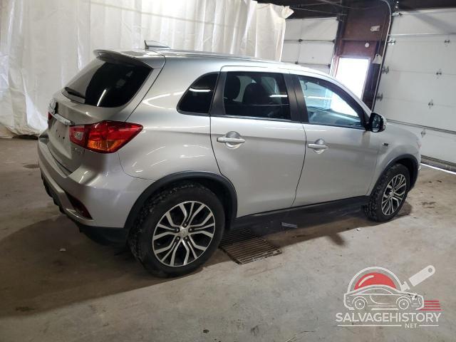 JA4AR3AU9JU019289 2018 MITSUBISHI OUTLANDER photo no. 3