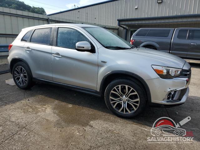 JA4AR3AW0JZ012753 2018 MITSUBISHI OUTLANDER photo no. 4