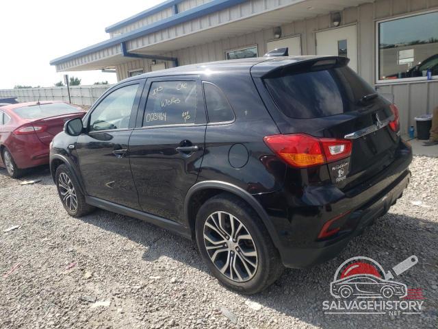 JA4AP3AU0KU023464 2019 MITSUBISHI OUTLANDER photo no. 2