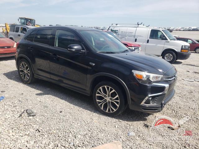 JA4AP3AU0KU023464 2019 MITSUBISHI OUTLANDER photo no. 4