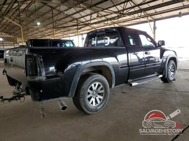 1Z7HC32NX6S542907 2006 MITSUBISHI RAIDER photo no. 3