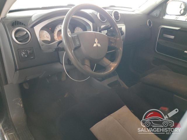 1Z7HC32NX6S542907 2006 MITSUBISHI RAIDER photo no. 8