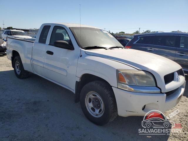 1Z7HC22K77S243134 2007 MITSUBISHI RAIDER photo no. 4