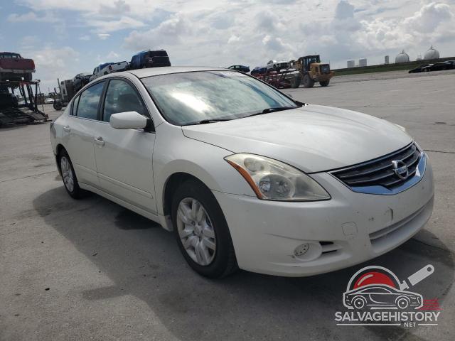 1N4AL2AP5AN428613 2010 NISSAN ALTIMA photo no. 4