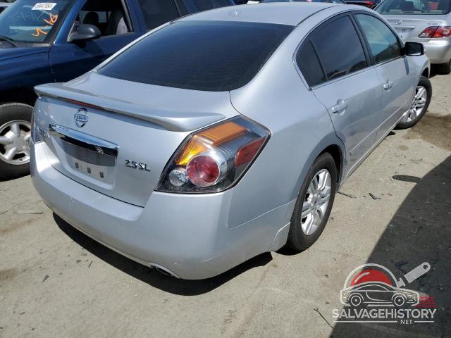 1N4AL2AP7AN560305 2010 NISSAN ALTIMA photo no. 3