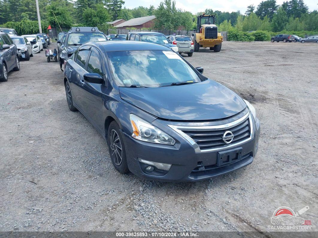 1N4AL3AP3DN585793 2013 NISSAN ALTIMA photo no. 4