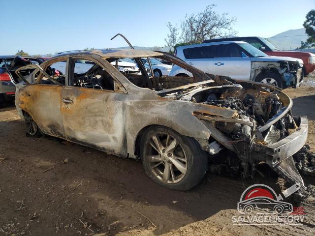 1N4AL3AP5DC273437 2013 NISSAN ALTIMA photo no. 4