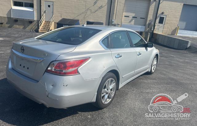 1N4AL3AP2FC280445 2015 NISSAN ALTIMA photo no. 4