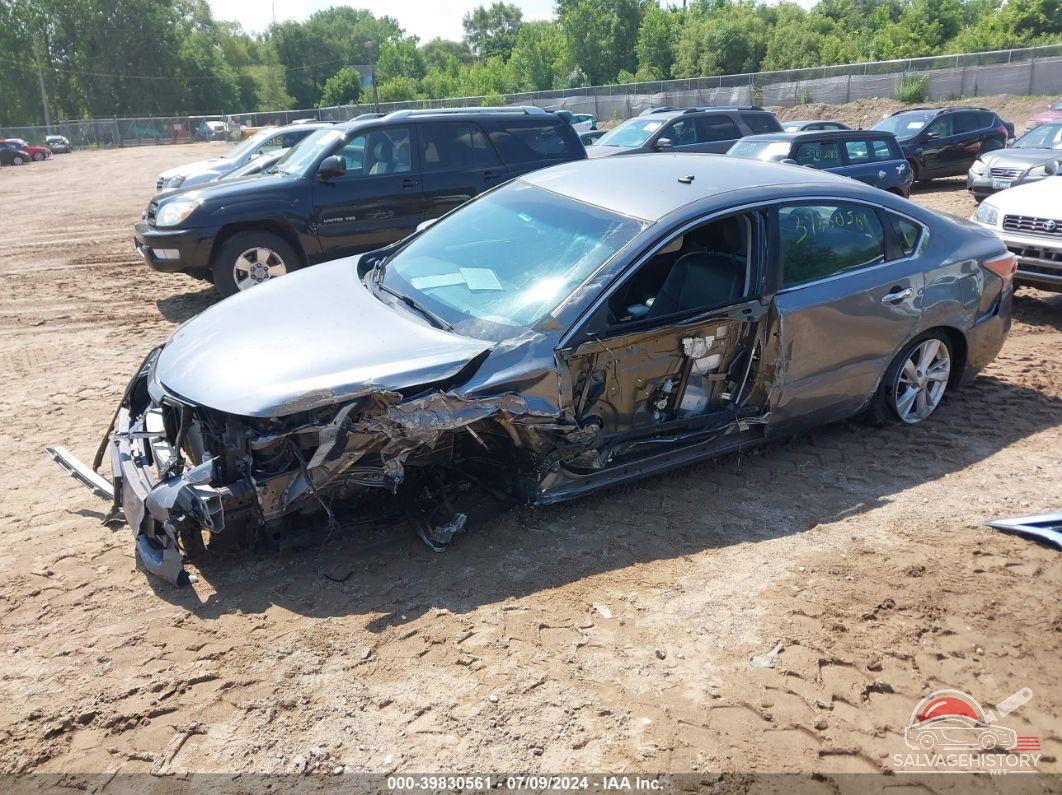 1N4AL3AP2FC468933 2015 NISSAN ALTIMA photo no. 2