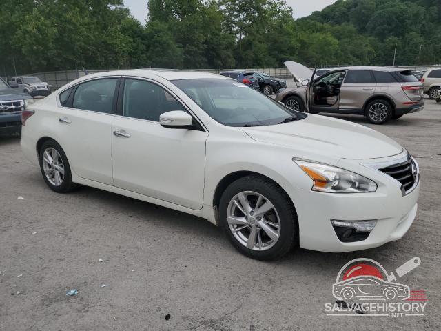 1N4AL3AP3FC473946 2015 NISSAN ALTIMA photo no. 4