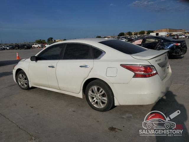 1N4AL3AP3FN923065 2015 NISSAN ALTIMA photo no. 2
