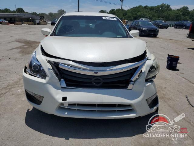 1N4AL3AP4FC493560 2015 NISSAN ALTIMA photo no. 5