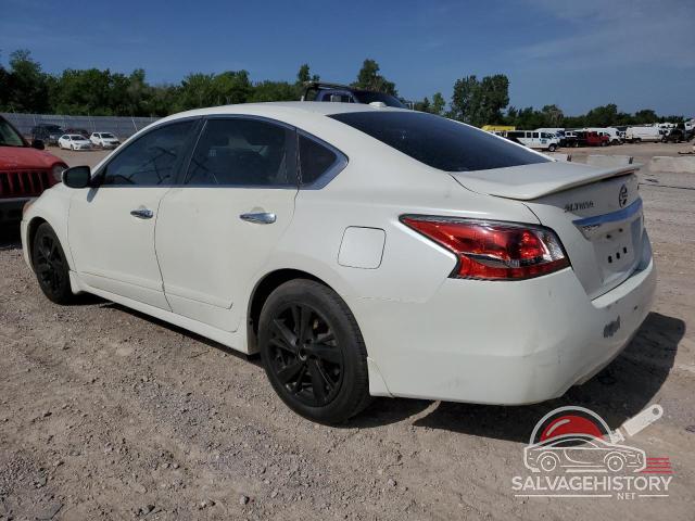 1N4AL3AP4FC581766 2015 NISSAN ALTIMA photo no. 2