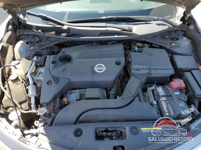 1N4AL3AP6FC421050 2015 NISSAN ALTIMA photo no. 9