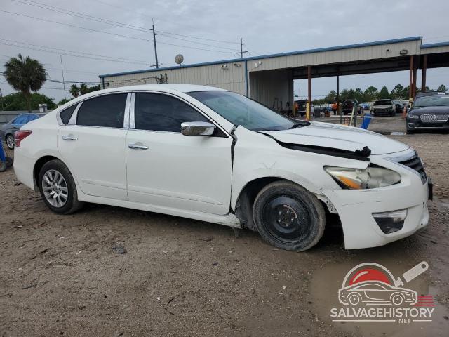 1N4AL3APXFN385741 2015 NISSAN ALTIMA photo no. 4