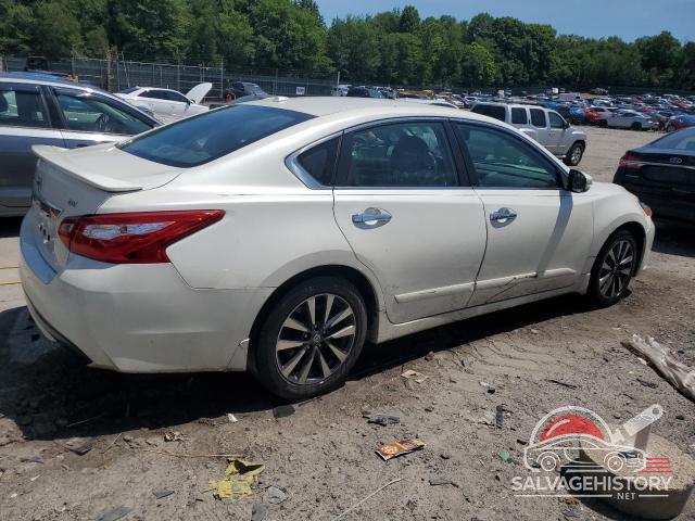 1N4AL3AP2GC130014 2016 NISSAN ALTIMA photo no. 3