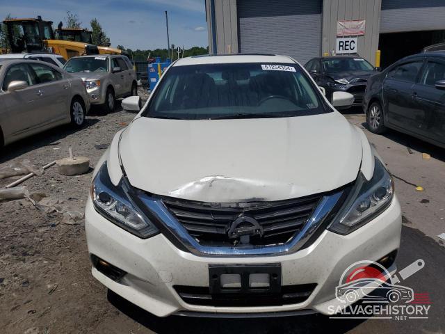 1N4AL3AP2GC130014 2016 NISSAN ALTIMA photo no. 5