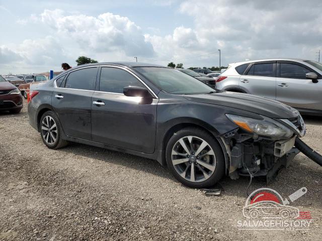 1N4AL3APXGC288407 2016 NISSAN ALTIMA photo no. 4
