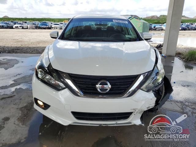1N4AL3AP1HC232194 2017 NISSAN ALTIMA photo no. 5