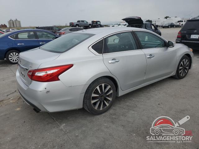 1N4AL3AP2HC152418 2017 NISSAN ALTIMA photo no. 3