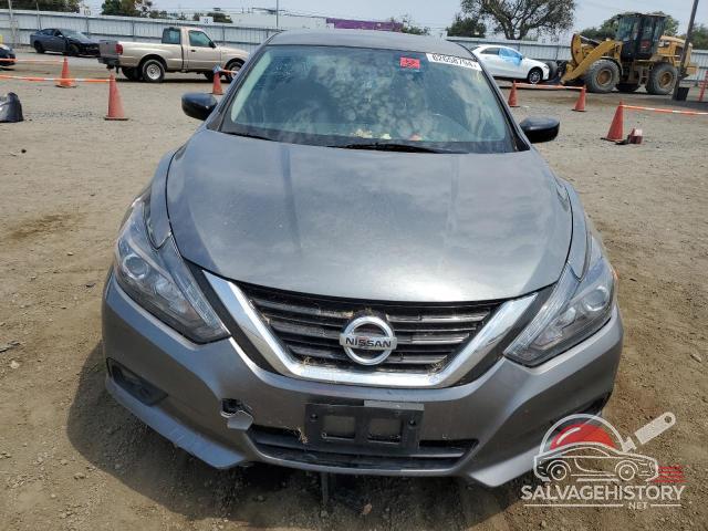 1N4AL3AP4HC220587 2017 NISSAN ALTIMA photo no. 5