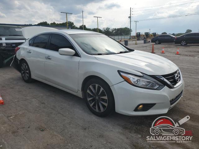 1N4AL3AP6HC115257 2017 NISSAN ALTIMA photo no. 4
