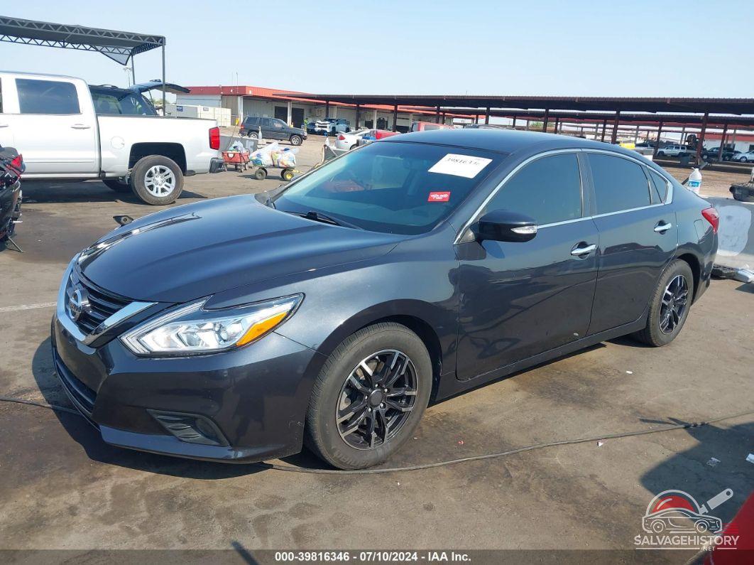 1N4AL3AP1JC205812 2018 NISSAN ALTIMA photo no. 2