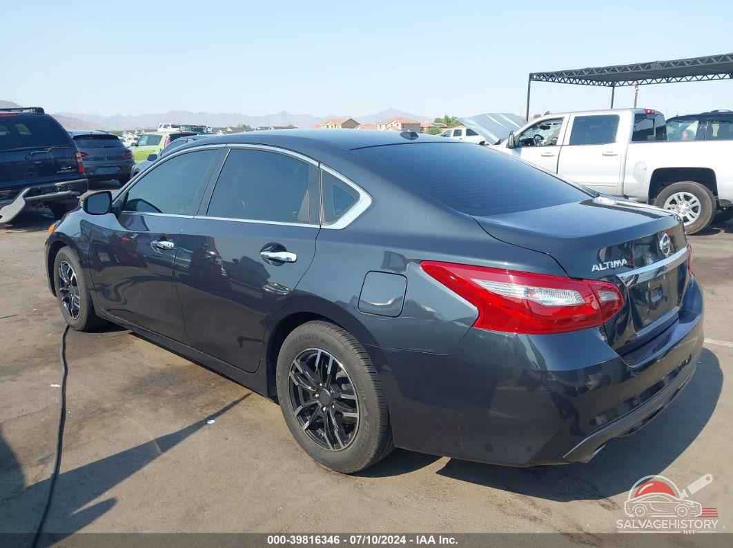 1N4AL3AP1JC205812 2018 NISSAN ALTIMA photo no. 3