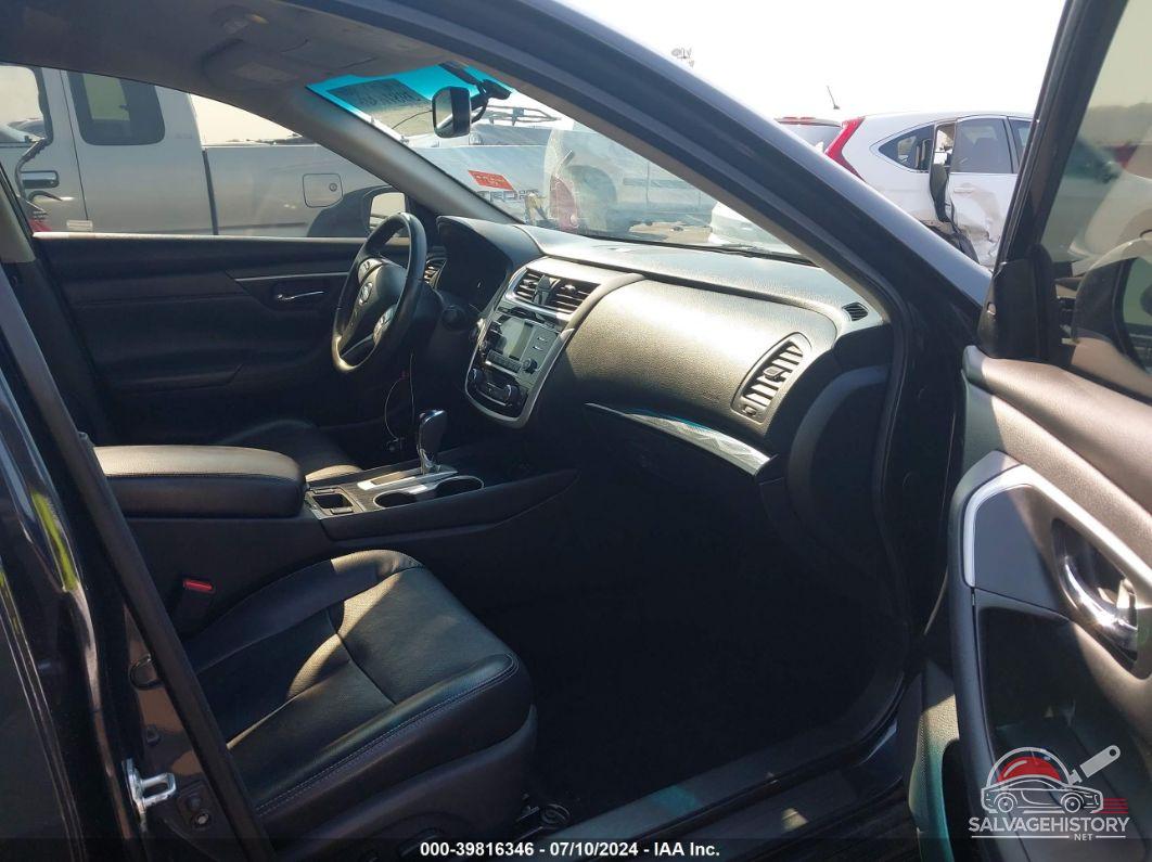 1N4AL3AP1JC205812 2018 NISSAN ALTIMA photo no. 5