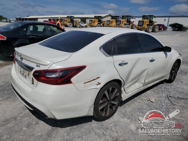 1N4AL3AP6JC112901 2018 NISSAN ALTIMA photo no. 3