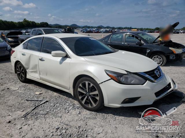1N4AL3AP6JC112901 2018 NISSAN ALTIMA photo no. 4