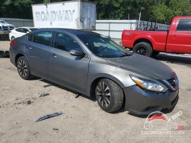 1N4AL3AP6JC124319 2018 NISSAN ALTIMA photo no. 4