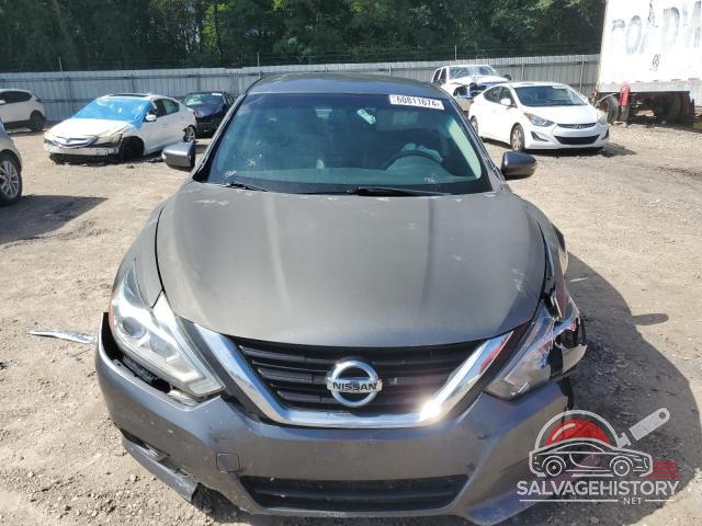 1N4AL3AP6JC124319 2018 NISSAN ALTIMA photo no. 5
