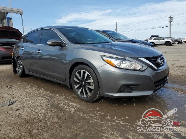 1N4AL3AP6JC223643 2018 NISSAN ALTIMA photo no. 4