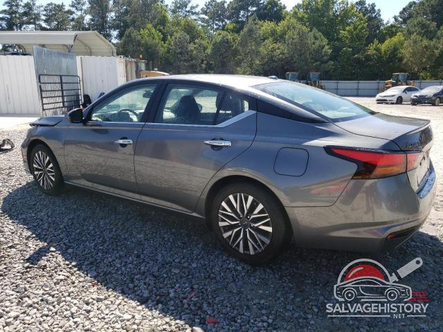 1N4BL4DV7PN346188 2023 NISSAN ALTIMA photo no. 2