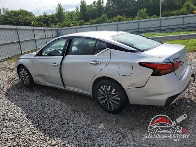 1N4BL4DV7RN404433 2024 NISSAN ALTIMA photo no. 2