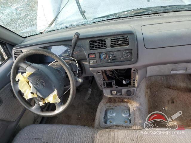 1N6DD21S6YC342903 2000 NISSAN FRONTIER photo no. 8
