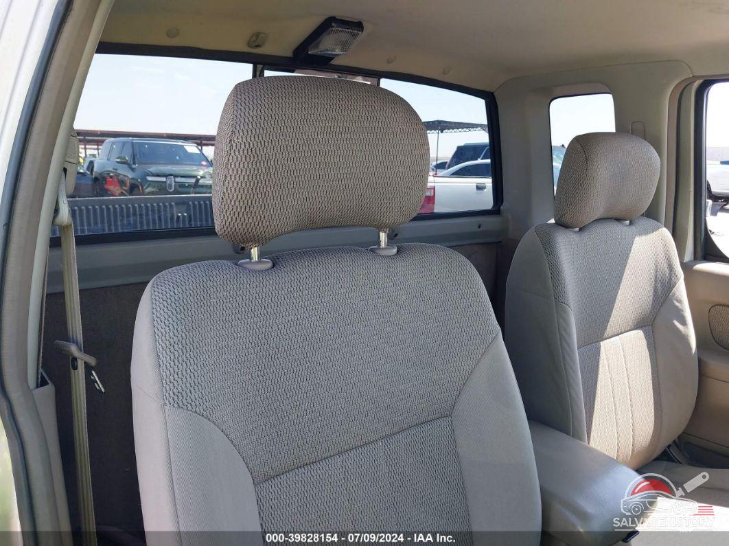 1N6DD26S71C335134 2001 NISSAN FRONTIER photo no. 8