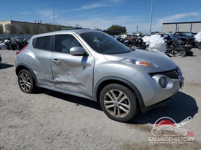 JN8AF5MR7BT005355 2011 NISSAN JUKE photo no. 4