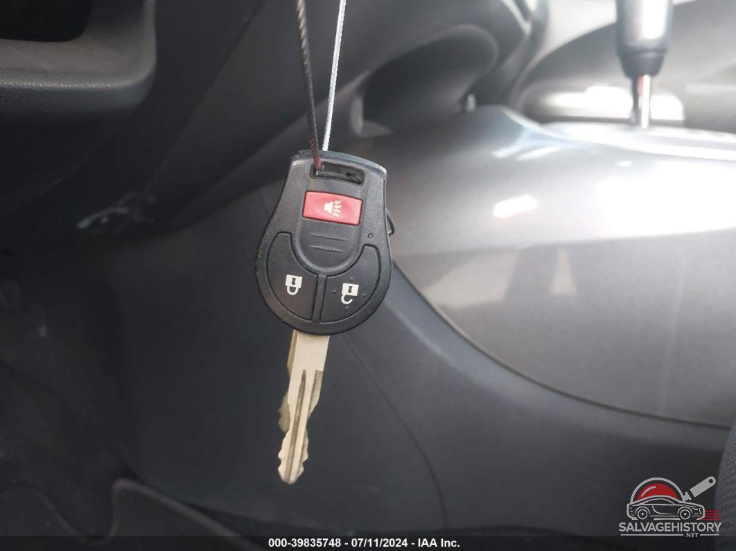 JN8AF5MV4BT025284 2011 NISSAN JUKE photo no. 11