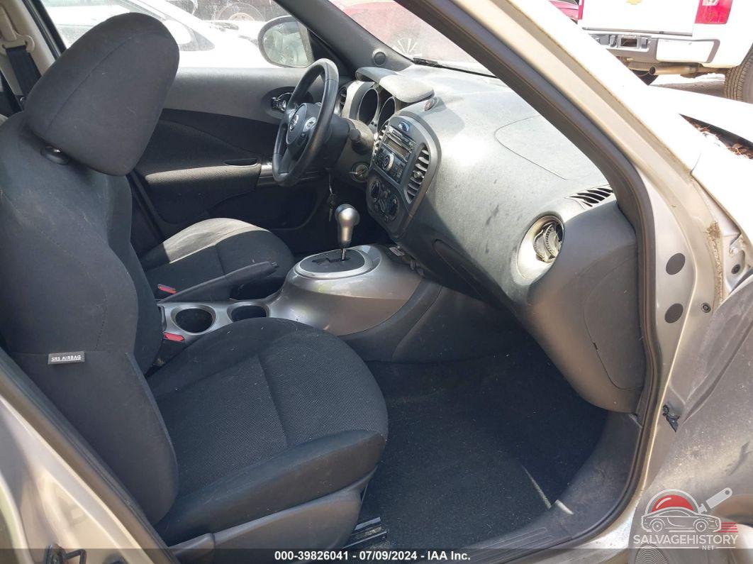 JN8AF5MR6CT116058 2012 NISSAN JUKE photo no. 5