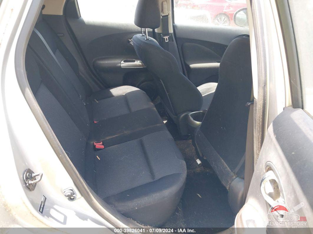 JN8AF5MR6CT116058 2012 NISSAN JUKE photo no. 8