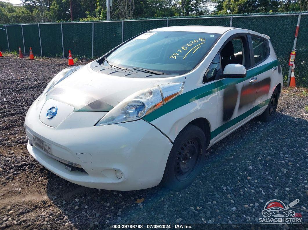 1N4AZ0CP7DC409948 2013 NISSAN LEAF photo no. 2
