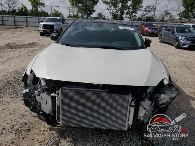 1N4AA6AP8HC418435 2017 NISSAN MAXIMA photo no. 5