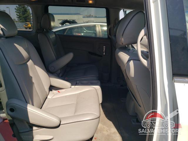 JN8AE2KP5B9011333 2011 NISSAN QUEST photo no. 10