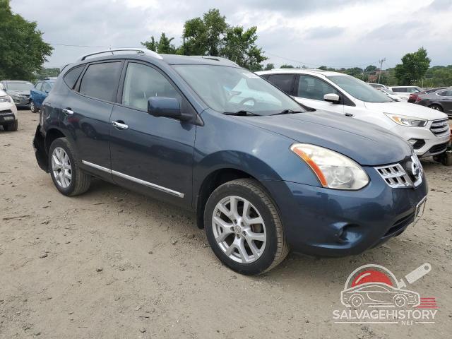 JN8AS5MT3DW515758 2013 NISSAN ROGUE photo no. 4