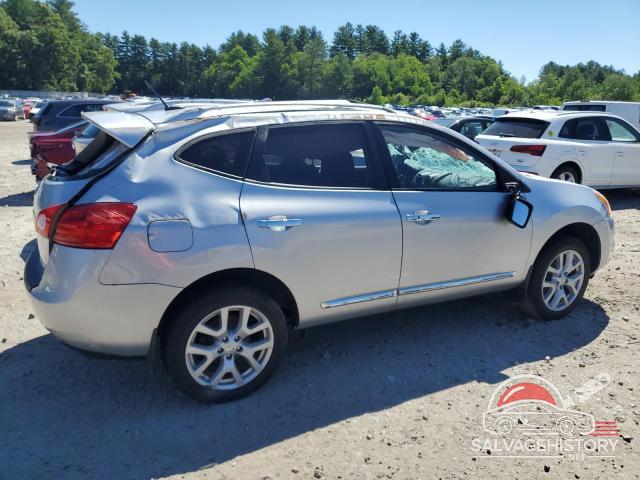JN8AS5MV7DW641087 2013 NISSAN ROGUE photo no. 3
