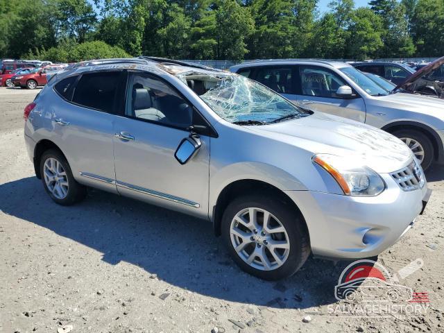 JN8AS5MV7DW641087 2013 NISSAN ROGUE photo no. 4