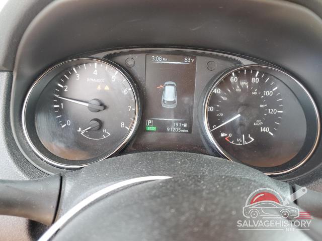 5N1AT2MT1HC895466 2017 NISSAN ROGUE photo no. 9