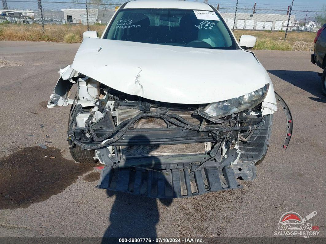 5N1AT2MT7HC790124 2017 NISSAN ROGUE photo no. 6